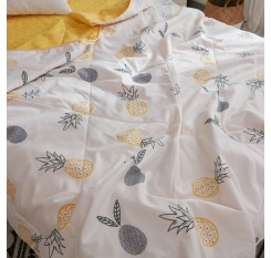 1Pc Summer Comforter Fresh Pineapples Pattern Comfortable Quilt